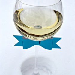 wine+glass+bow