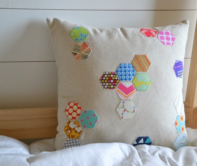 hexagon-pillow