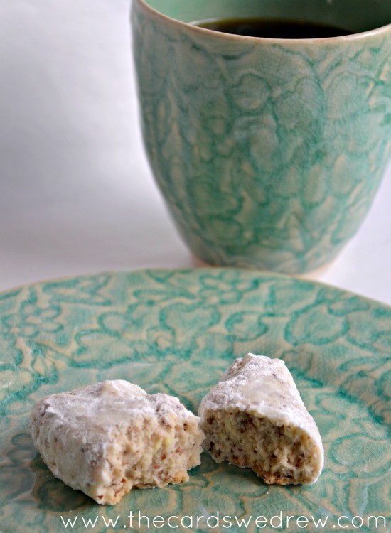 Almond Squeeze-It Cookies #HolidayButter #cbias