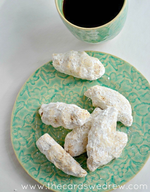 Almond Squeeze-It Cookies perfect with coffee #HolidayButter #cbias #holidaybaking