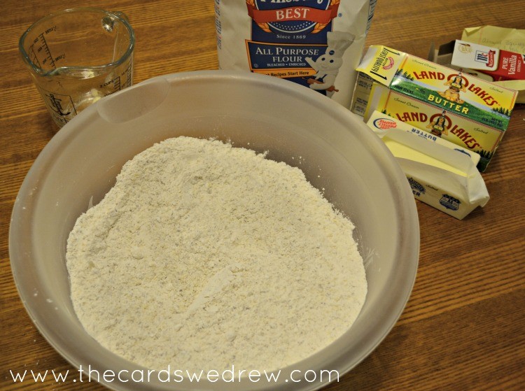 mix together dry ingredients and pureed almonds