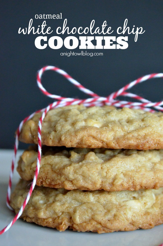 Oatmeal-White-Chocolate-Chip-Cookies-1
