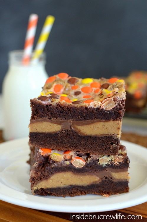 20 Delectable Reese's Recipes | www.thecardswedrew.com