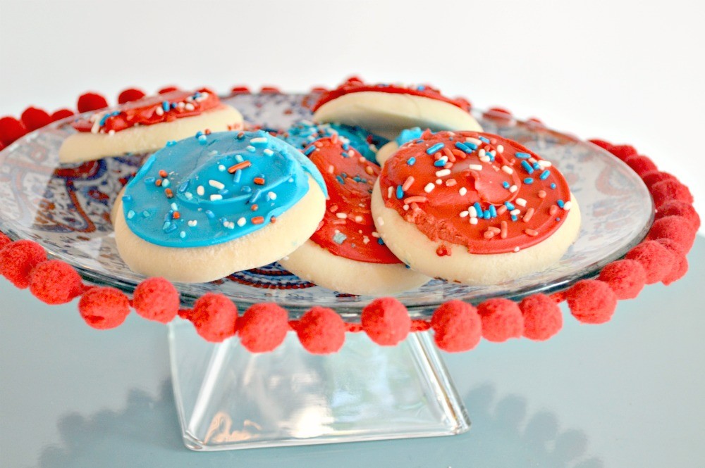 Red White and Blue DIY Cake Stand