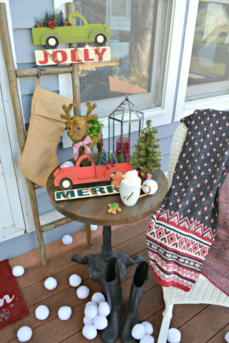 Simple and Rustic Christmas Porch