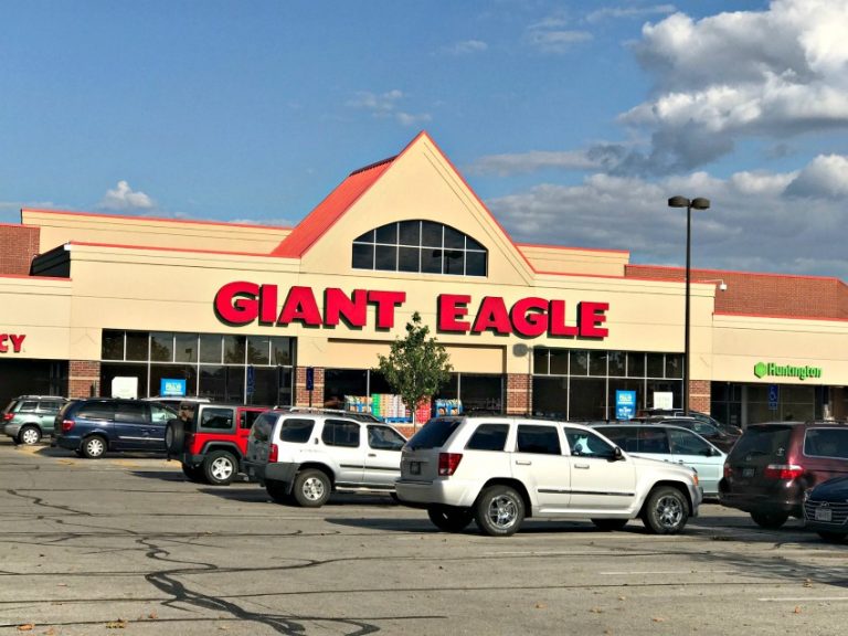A Working Mom s Guide To Busy Weeknights With Giant Eagle Curbside 