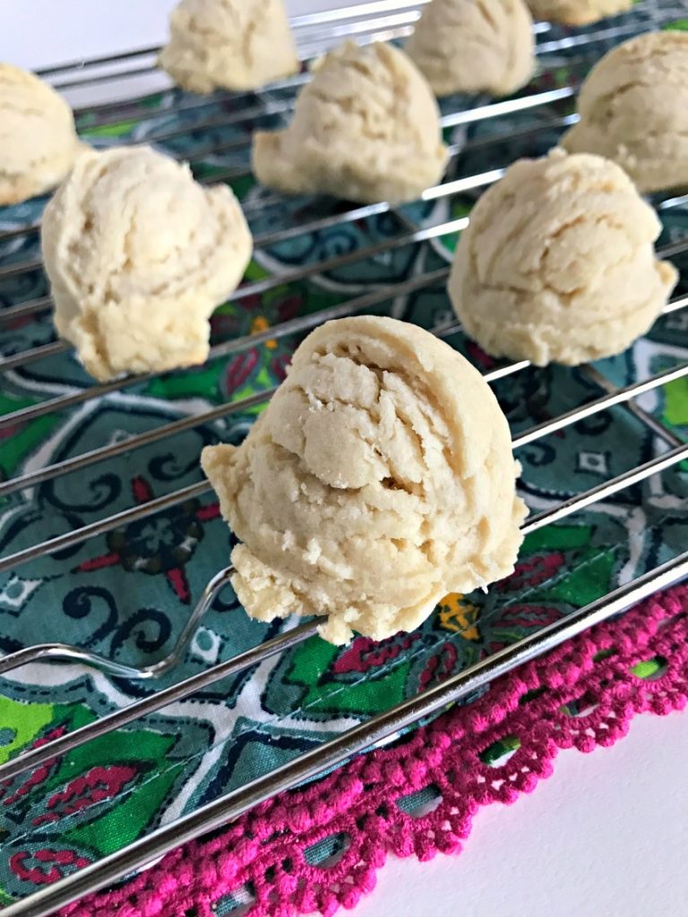 Pillow Shortbread Cookies