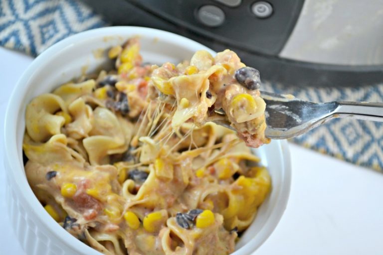 Slow Cooker BBQ Ranch Chicken Casserole