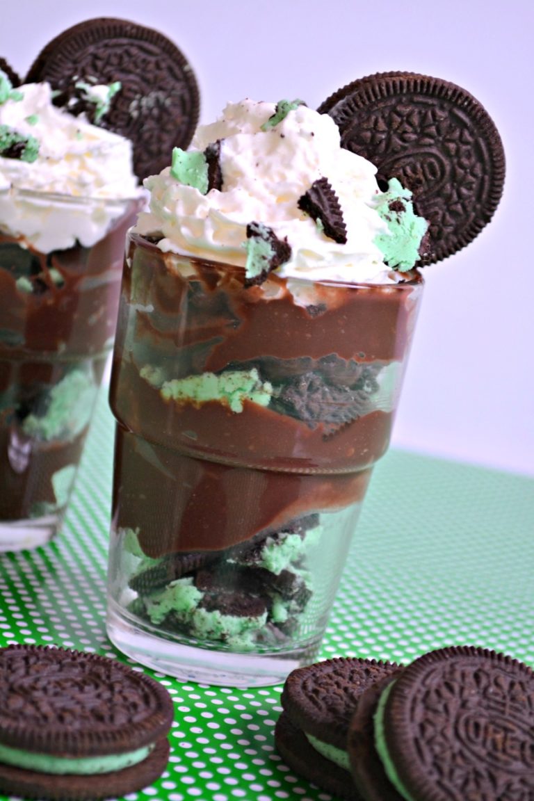 No Bake Oreo Cheesecake Cups