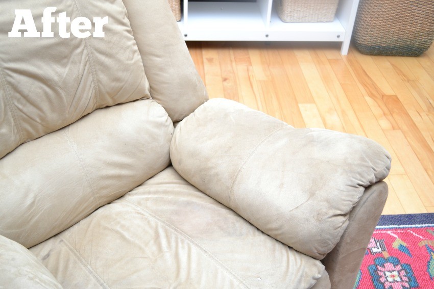 clean a couch with rubbing alcohol