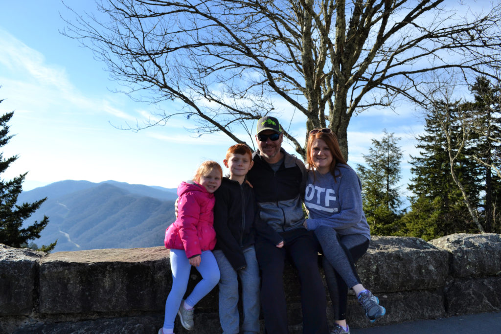 Gatlinburg TN Travel Guide Things To Do Where To Stay Places To Eat gatlinburg-tn-travel-guide-things-to-do-where-to-stay-places-to-eat