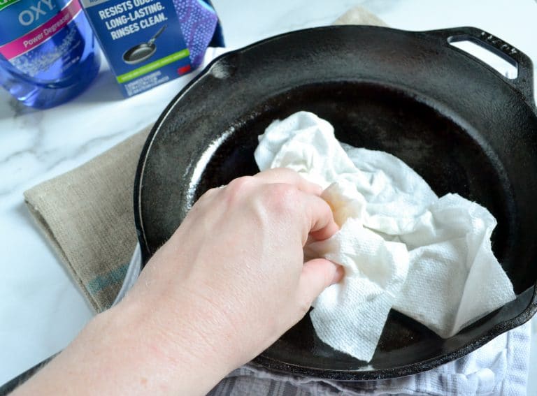 how to season cast iron